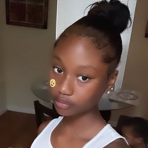 Meet your Posher, Kyra